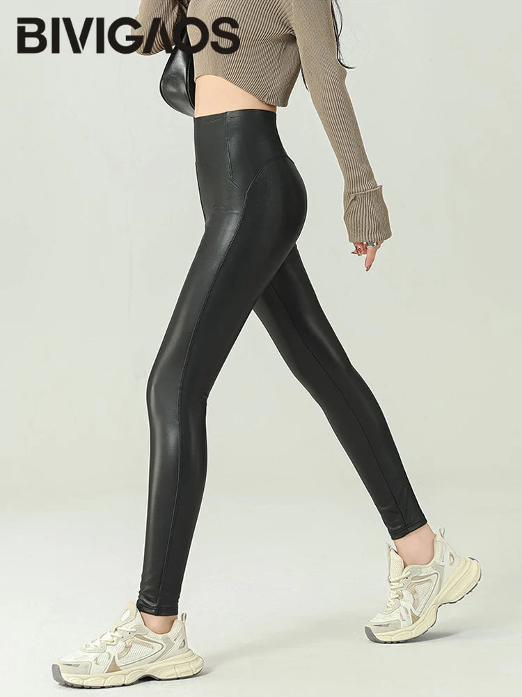BIVIGAOS Leggings en cuir PU pour femme – Taille haute, chaud, figuré et idéal pour l'herbe et l'hiver 