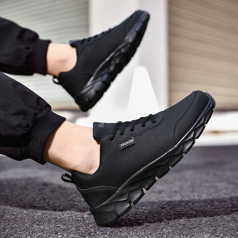 JKPUDUN Herren Laufschuhe – Leder Sneaker, atmungsaktiv, rutschfest, wasserdicht, Verschleißfest für Sport, Walking &amp; Alltag 