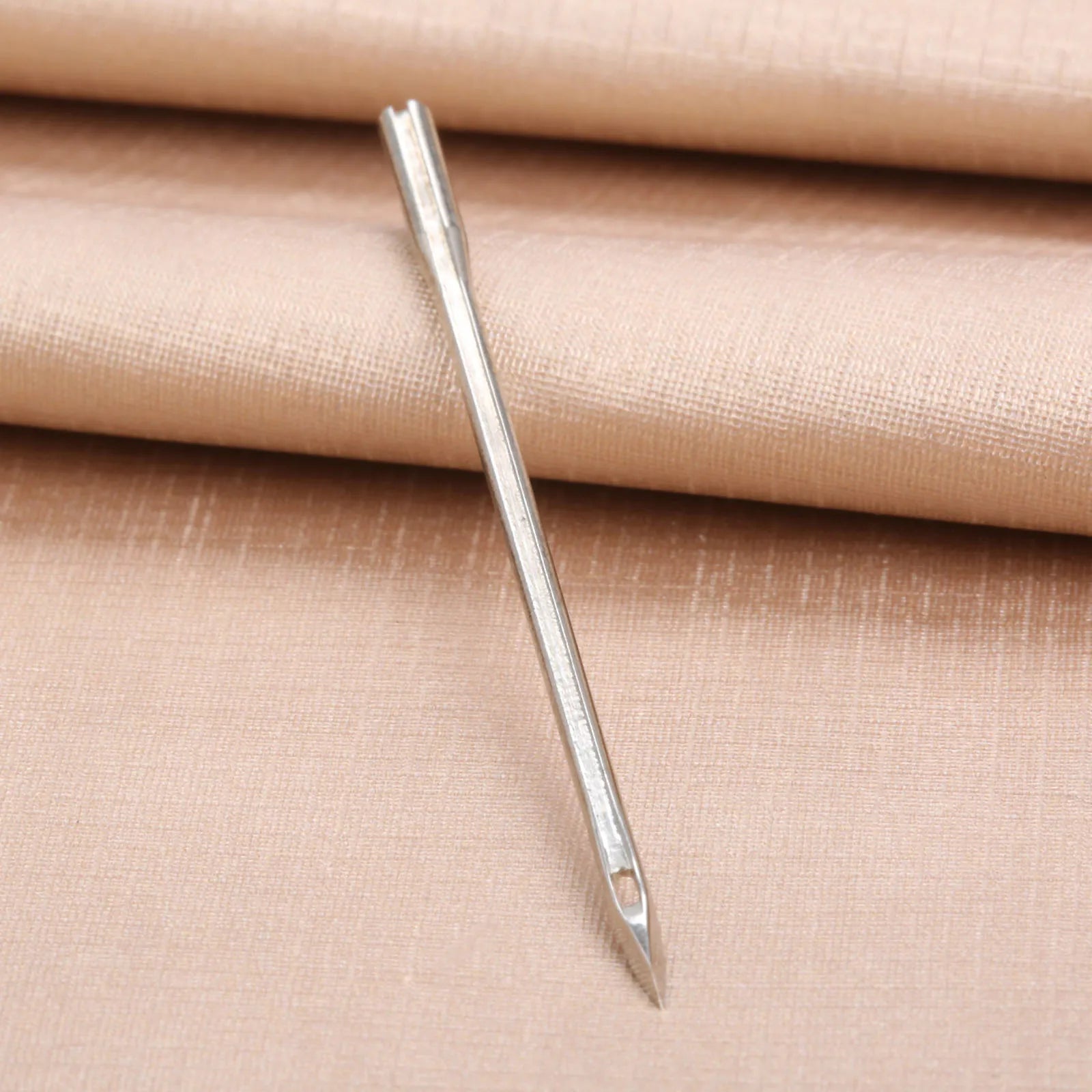 Ledernähwerkzeug – Handbetriebene Ledernähmaschine mit gewachstem Faden für Lederarbeiten