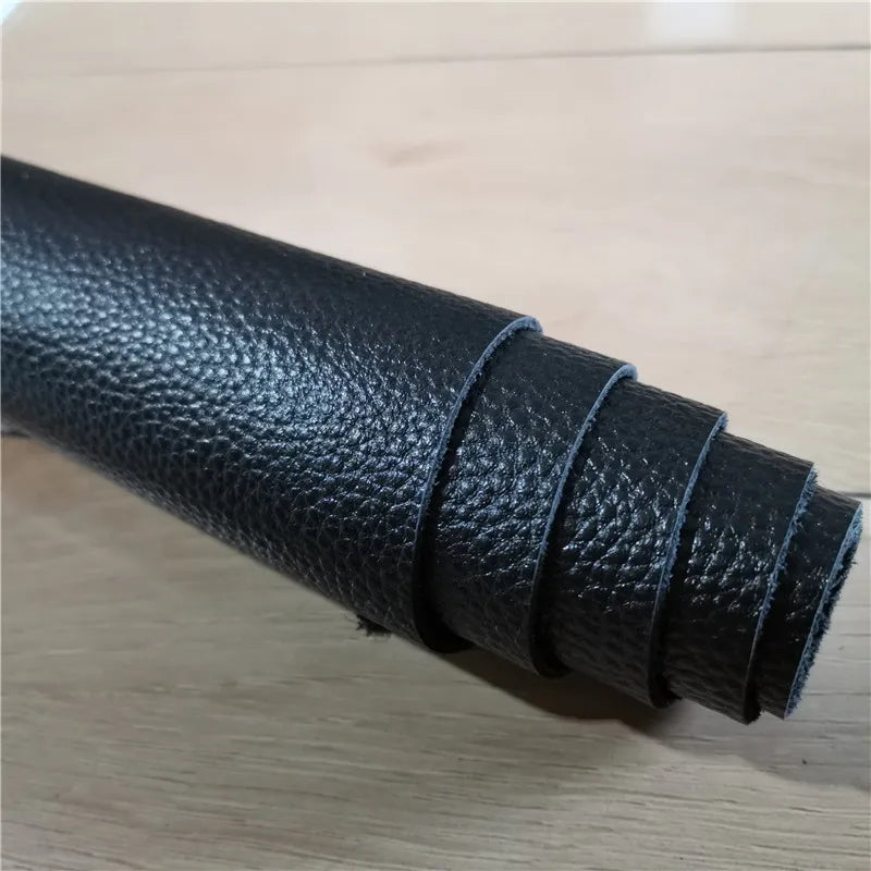 Lychee-Prägung Rindsleder am Stück – Schwarzes & Weißes Top-Layer Echtleder 1,4–1,6 mm für Rucksäcke, Handtaschen & Möbel