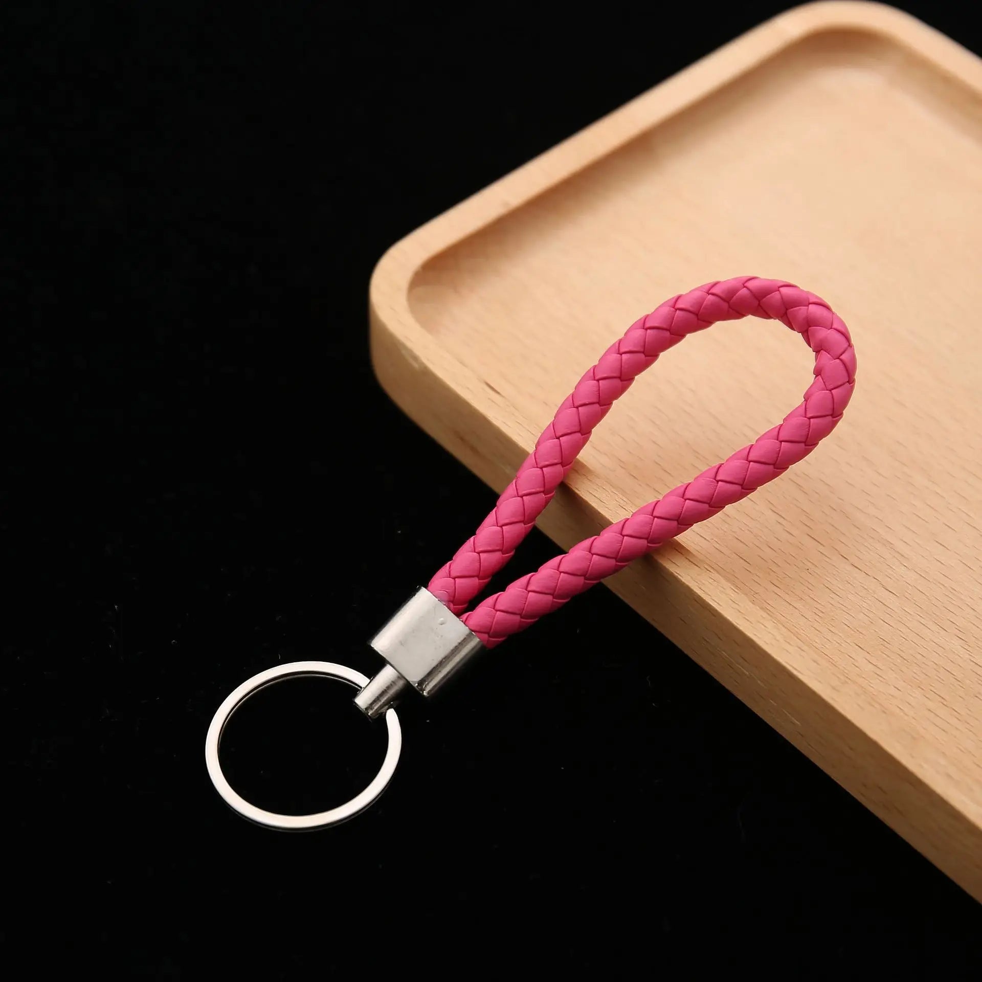 Geflochtener PU-Leder Schlüsselanhänger – Moderner Woven Rope Keychain als Taschen- & Autoanhänger, DIY Leder-Keyring für Damen & Herren