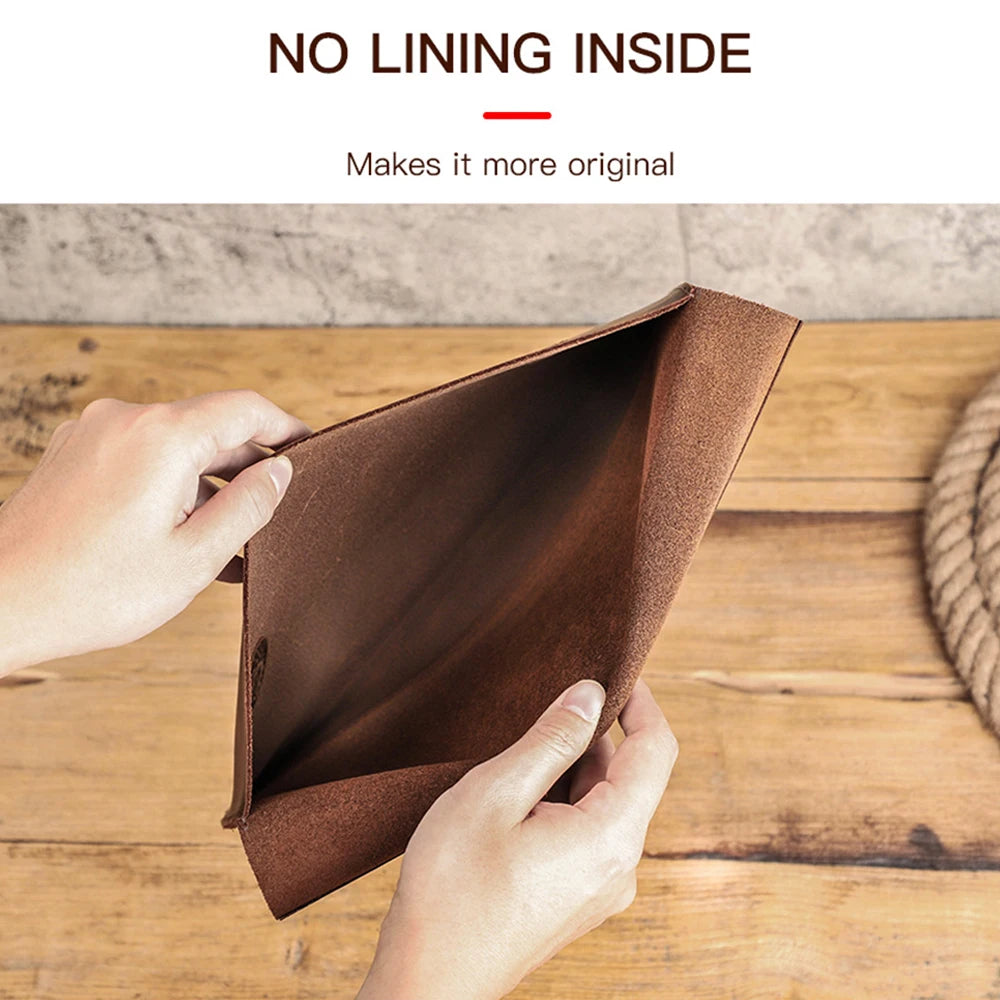 CONTACTS FAMILY Echtleder Laptop Hülle für MacBook Air & Pro 13–14 Zoll – Vintage Leder Sleeve mit Magnetverschluss & Gravur