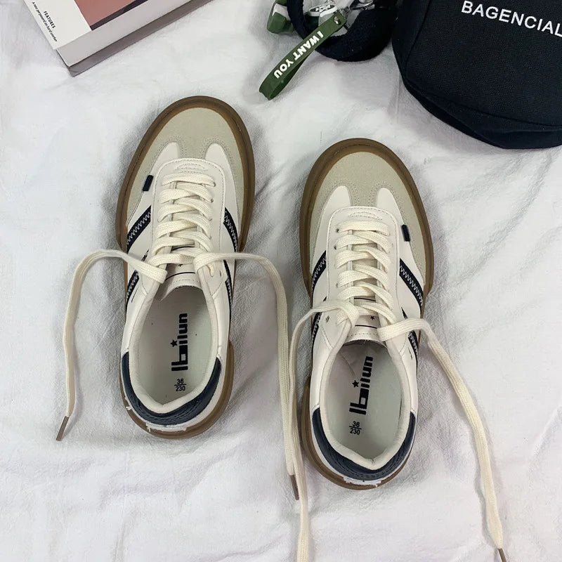 Klassische Damen Sneaker im Retro-Design – Low Cut Casual Sneakers aus PU-Leder mit Schnürung, Bequeme Alltagsschuhe für Frühling & Herbst bis Größe 44