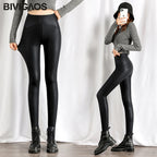 BIVIGAOS Damen Lederleggings Winter – Schwarze matte Fleece-Leggings Taille Haute, chaud et figurbetont 