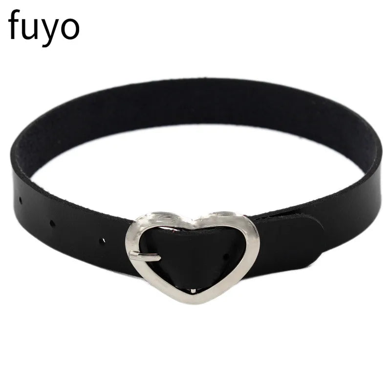 Spike Choker Halskette Punk – Breites Kunstleder Halsband mit großen Nieten im Gothic Style für Damen &amp; Herren