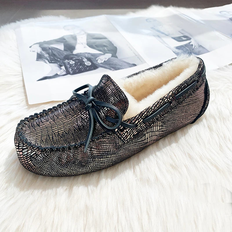 GRWG Chaussures plates en cuir pour femme – Mocassins faits à la main en cuir véritable avec loup, chaussures à enfiler chaudes pour l'hiver