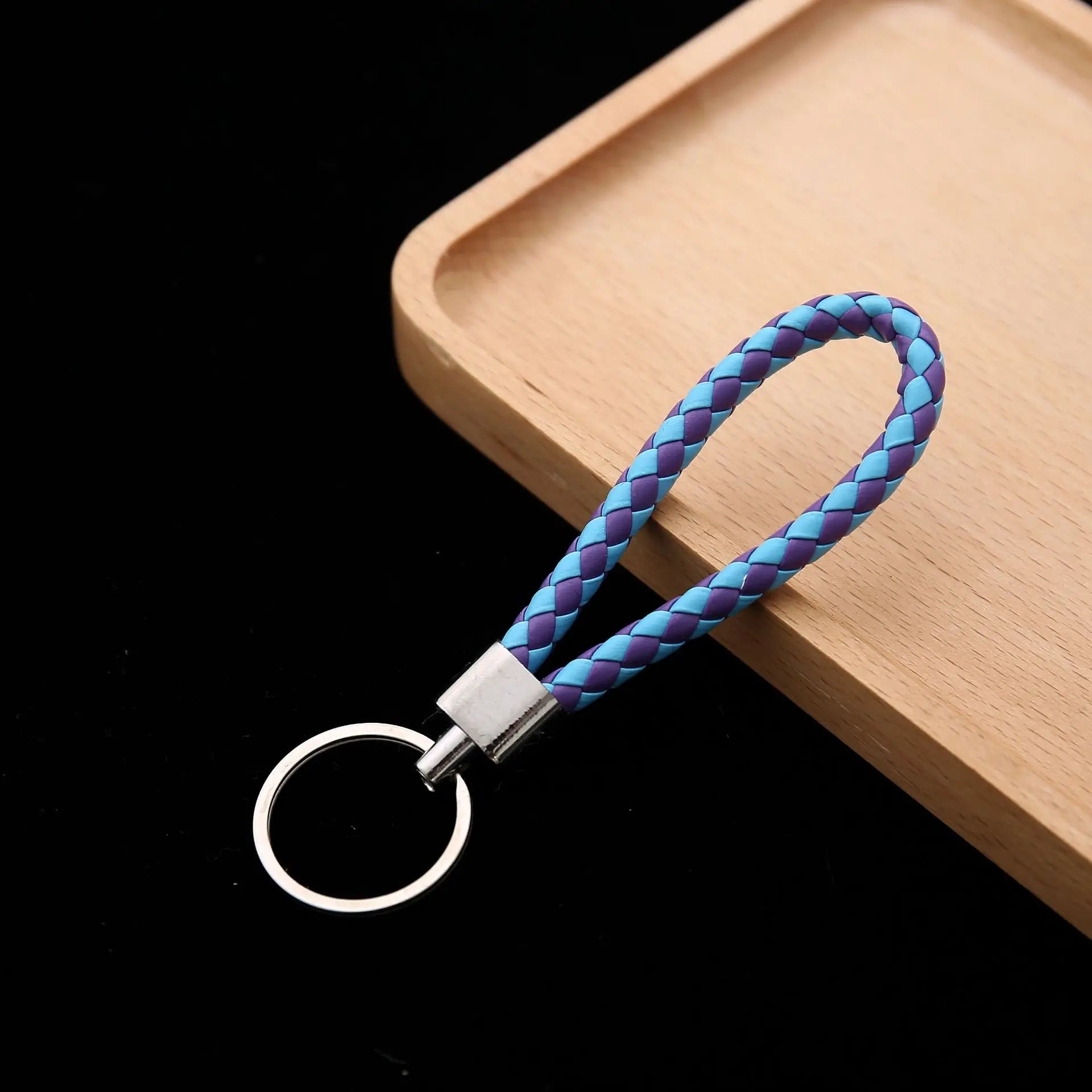 Geflochtener PU-Leder Schlüsselanhänger – Moderner Woven Rope Keychain als Taschen- & Autoanhänger, DIY Leder-Keyring für Damen & Herren