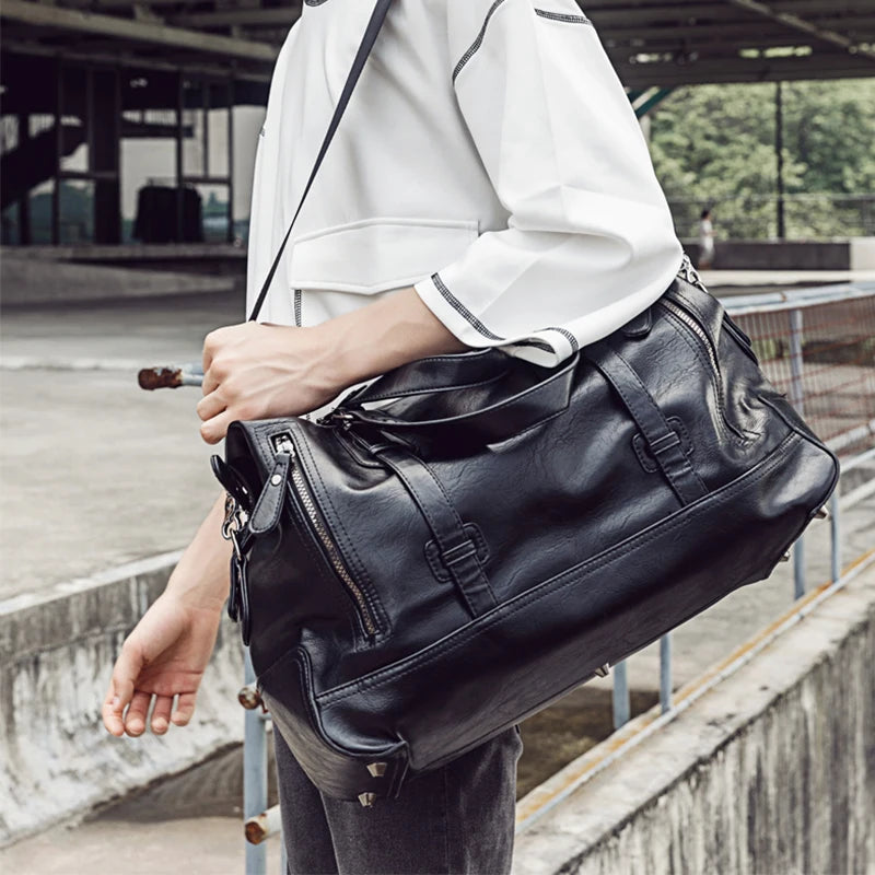 GUMST Herren Reise- & Schultertasche aus PU-Leder – Große Vintage Travel Duffle & Tote Bag mit Crossbody-Funktion für Business und Freizeit