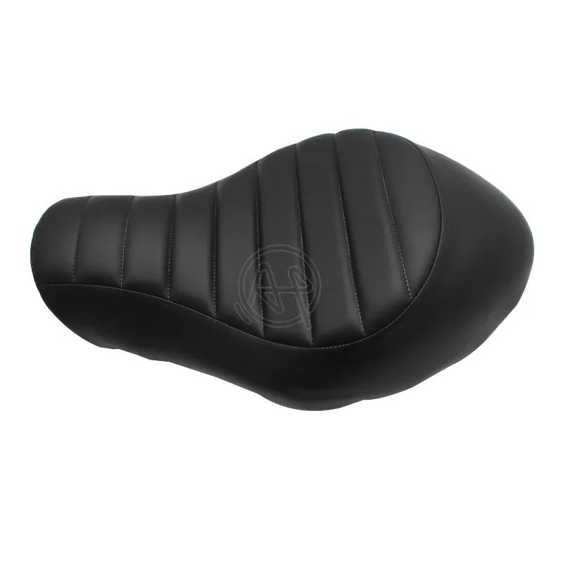 Motorrad PU-Leder Solo Fahrersitz – Schmaler Custom Sitz pour Harley-Davidson Sportster 883 / 1200 / Forty Eight, lavable et confortable 