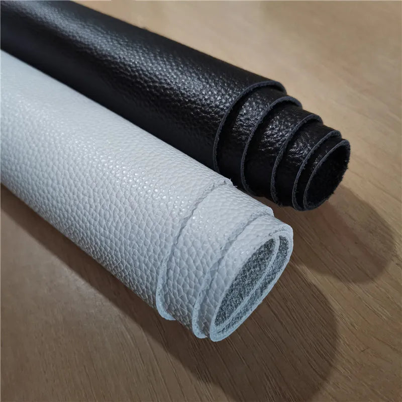 Lychee-Prägung Rindsleder am Stück – Schwarzes & Weißes Top-Layer Echtleder 1,4–1,6 mm für Rucksäcke, Handtaschen & Möbel