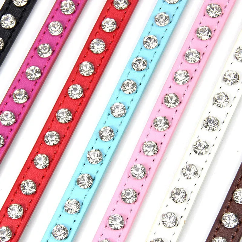 Bling Strass Hunde- & Katzenhalsband aus PU-Leder – Kristall-Diamant Halsband mit Leine für kleine Hunde (12 Farben)