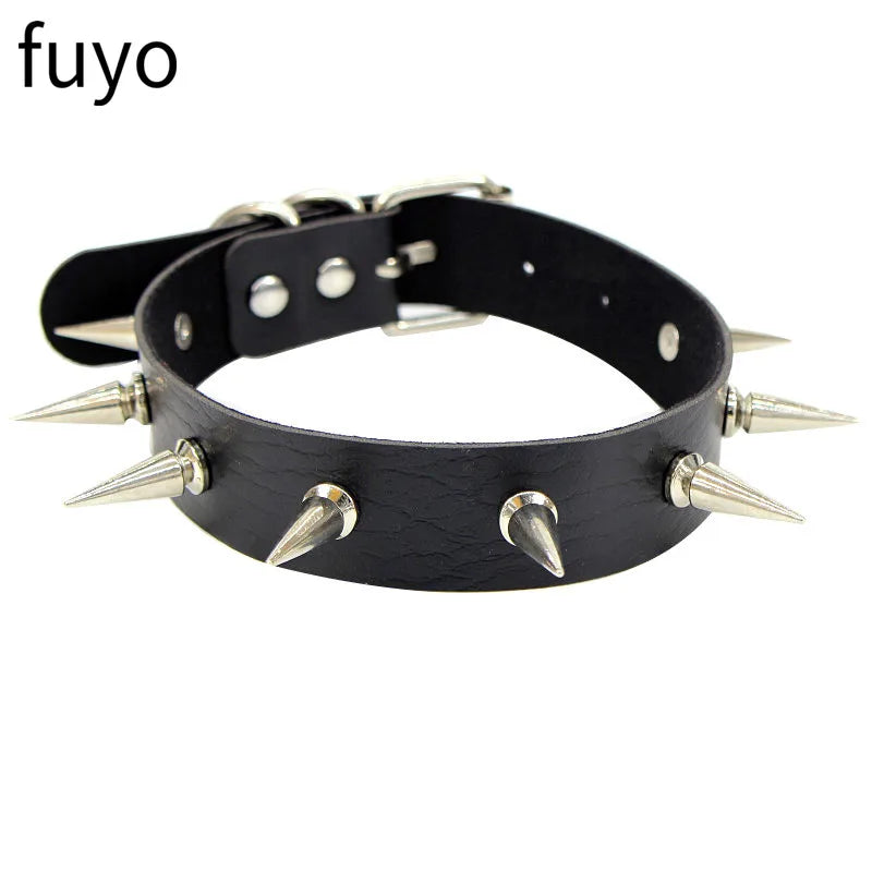 Spike Choker Halskette Punk – Breites Kunstleder Halsband mit großen Nieten im Gothic Style für Damen & Herren