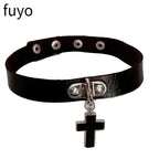 Spike Choker Halskette Punk – Breites Kunstleder Halsband mit großen Nieten im Gothic Style für Damen &amp; Herren