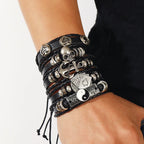 Viking Lederarmband mit Totenkopf – Verstellbares Herren- & Unisex Armband im Neo-Gothic Stil, Geflochtenes Lederarmband