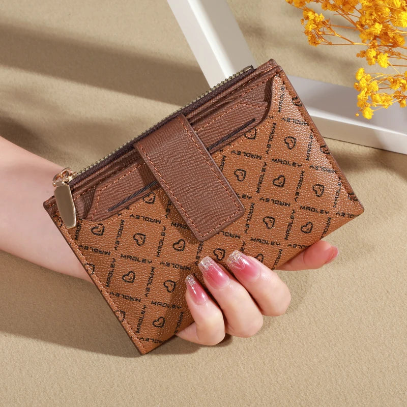 MADLEY Damen Geldbörse Vintage – Kurze Bifold Wallet aus PU-Leder mit Münzfach, Kartenhalter &amp; Reißverschluss 