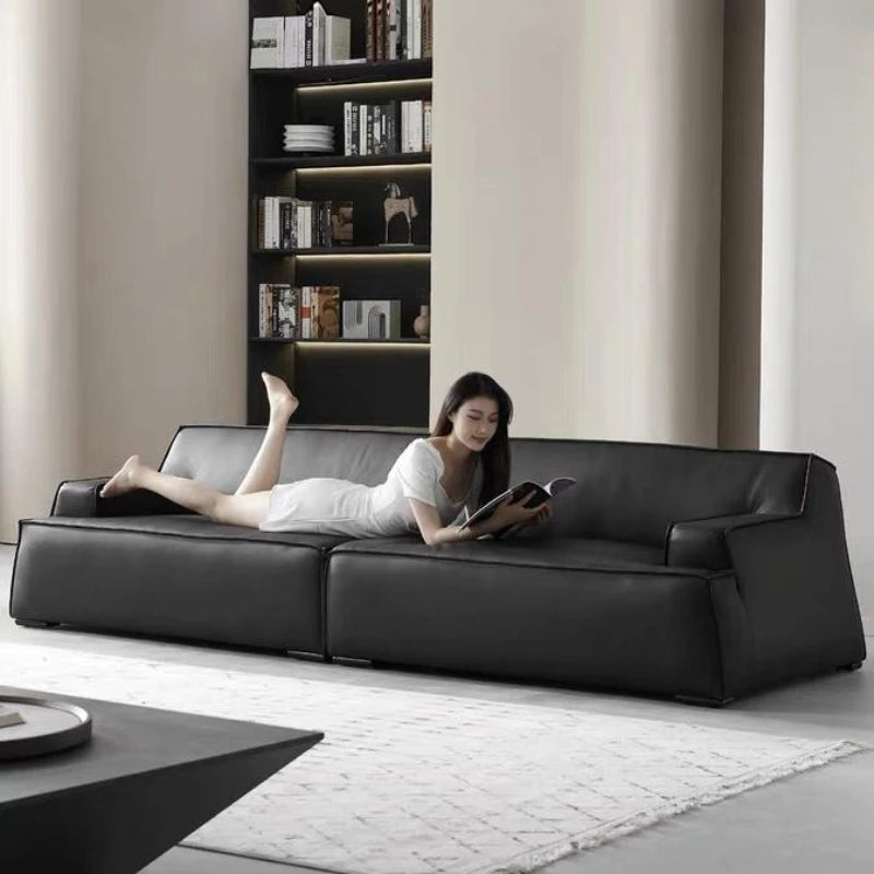 Europäisches minimalistisches Designer Ledersofa – Hochwertige Leder Lounge Couch für Wohn- & Schlafzimmer im postmodernen Stil