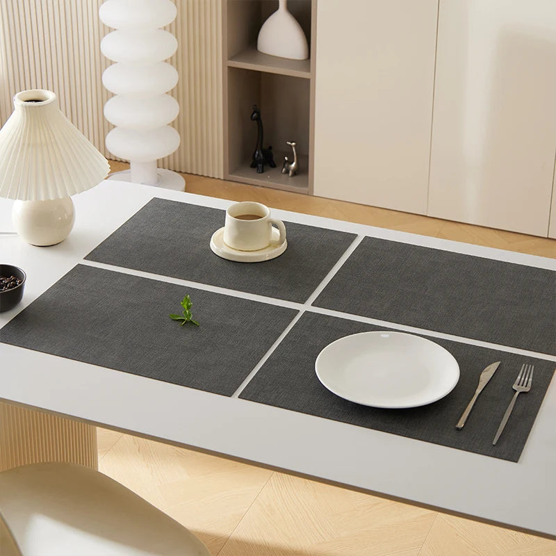 Tabletex Luxuriöse PVC-Kunstleder Tischsets in Weiß – Stoffoptik, wasserdicht & pflegeleicht im japanischen Stil (4er Set)