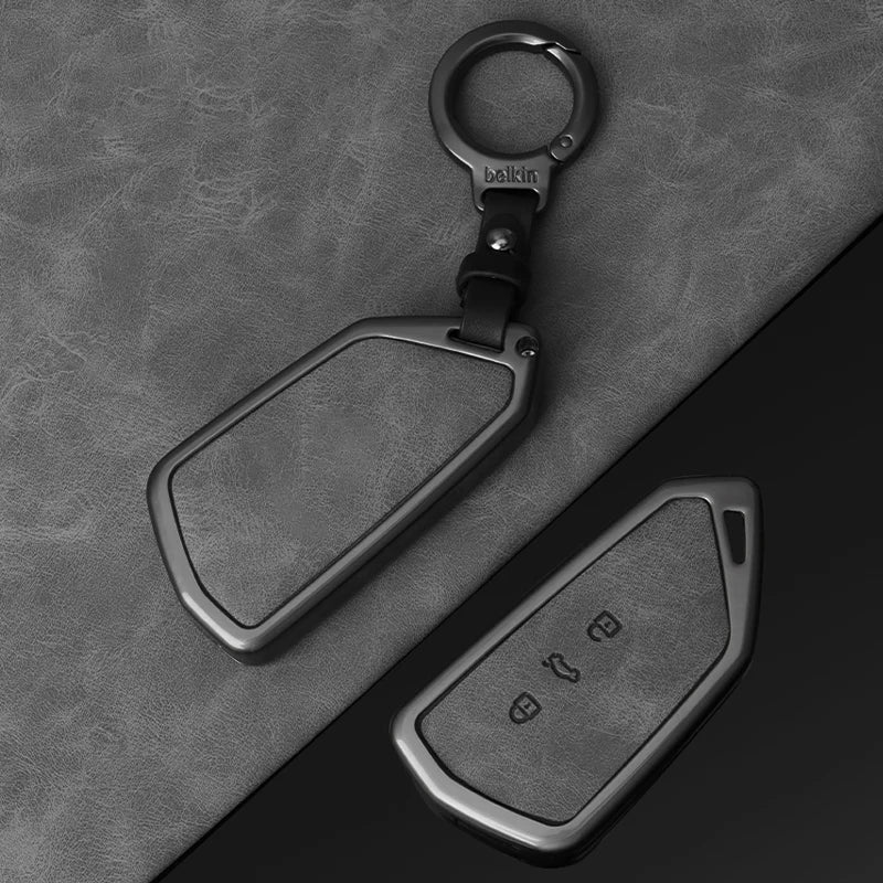 Premium Autoschlüssel Hülle aus Metall & Leder für VW Golf 8 (MK8), ID.3, ID.4 – Passend für Cupra, Skoda Octavia A8 & Seat Leon MK4 (2020–2021)