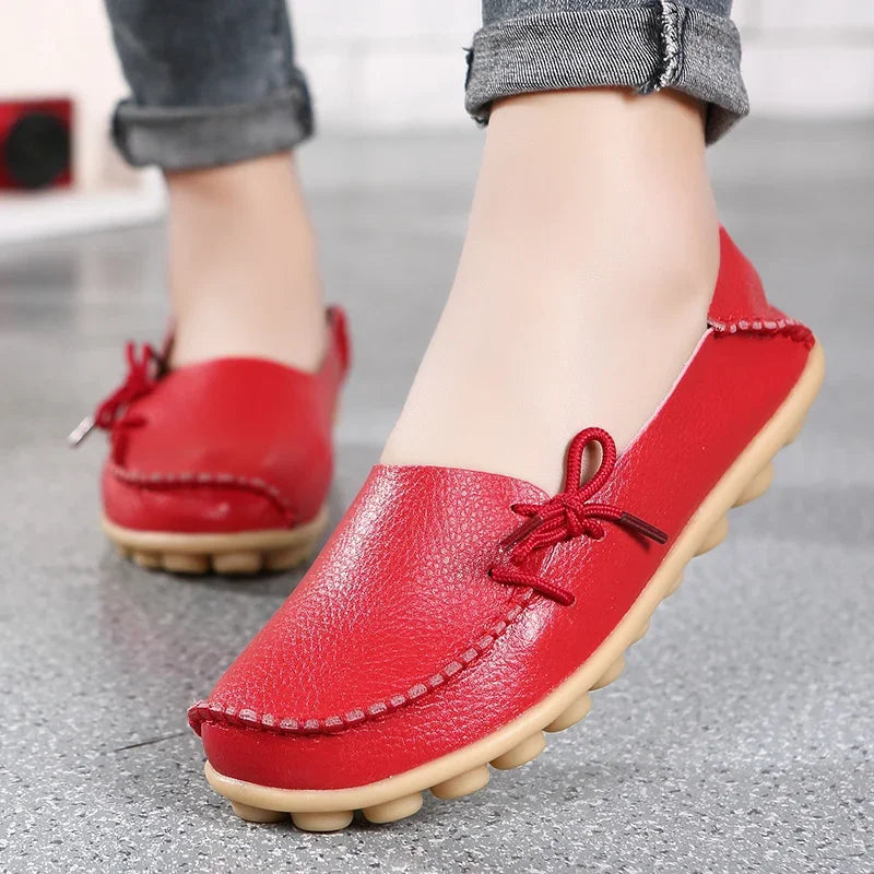 YBQJOO Damen Flats – Slip-On Mokassins aus echtem Leder, runde Zehen, bequeme Loafers für Alltag, Pflege & Plus Size 33-50