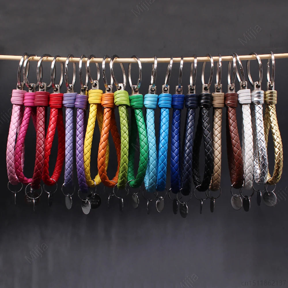 13 cm geflochtener PU-Leder Schlüsselanhänger – Farbiger Keyring für Damen & Herren, modisches Auto- & Taschen-Accessoire mit Metallring