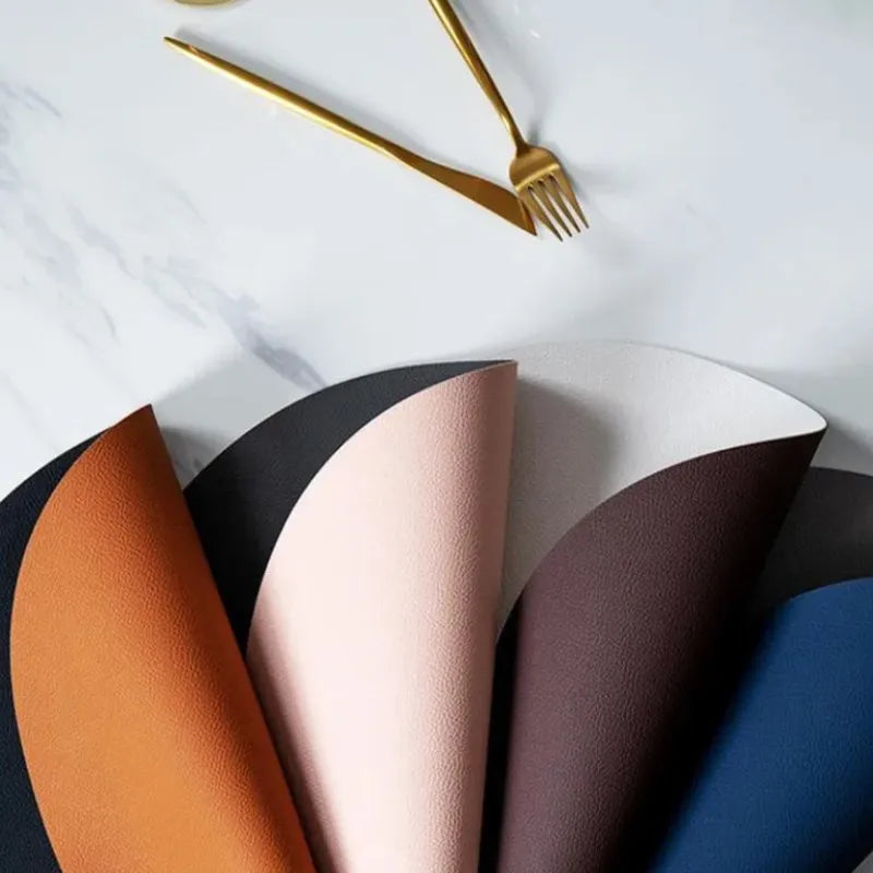 Runde PU-Kunstleder Tischsets & Untersetzer – Elegantes, doppelseitiges Platzmatten-Set im American Style für Dining, Party & Dekoration (1/4/10 Sets)