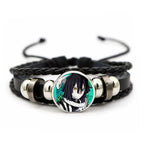 Demon Slayer™ Lederarmband mit Figuren-Charm – Tanjiro, Nezuko, Inosuke & Zenitsu | Verstellbares Fan-Armband mit Glasanhänger