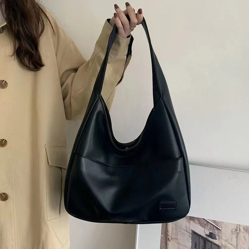 Große Damen Tote Bag in Schwarz – Schlichte PU-Leder Schultertasche mit viel Stauraum, ideal für Alltag & Pendeln