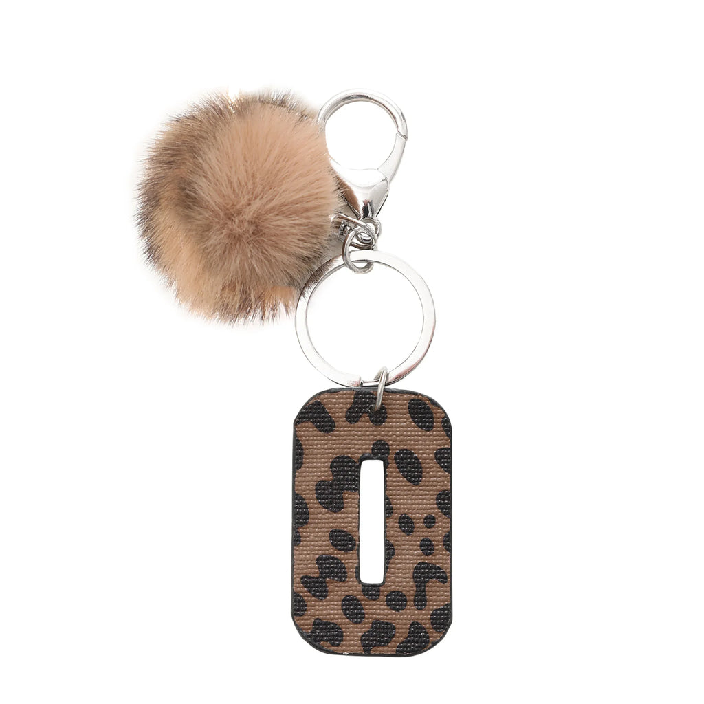 Modischer Leoparden Alphabet Schlüsselanhänger aus Kunstleder – Exquiser Buchstaben-Keyring as Handtaschen-Charm &amp; Geschenk 