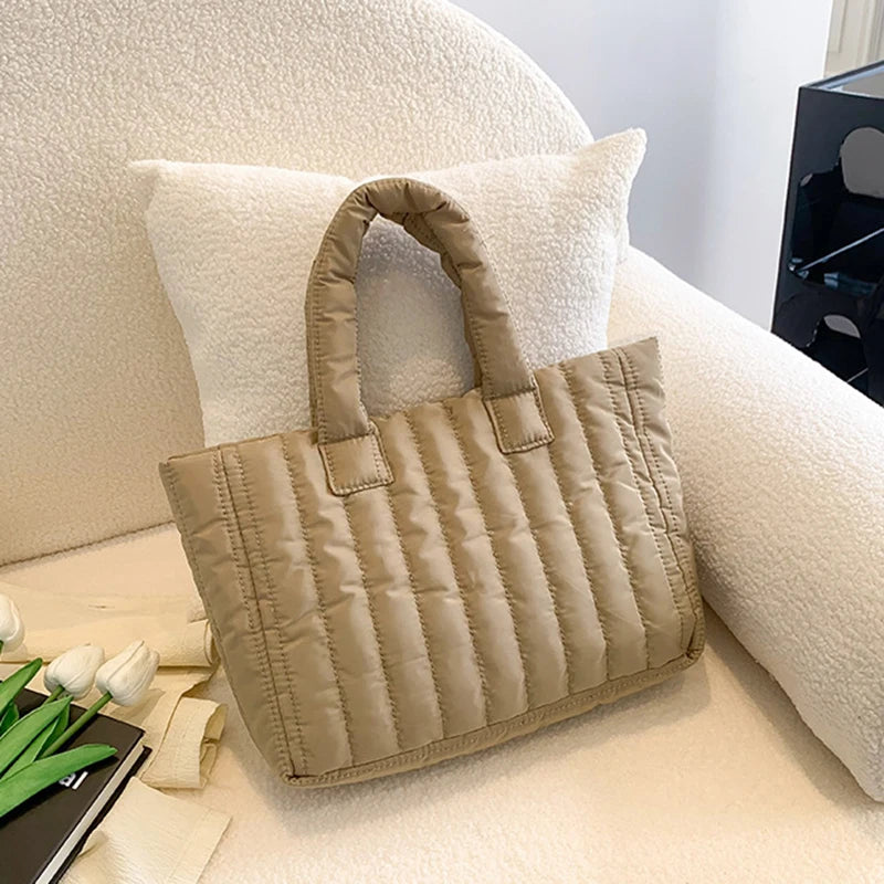 Gepolsterte Damen Tote Bag – Große Casual Schultertasche aus Baumwoll-Optik & Nylon, leicht, elegant & alltagstauglich