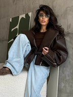 Vintage Damen Lederjacke Kurz – Lässige Highstreet Jacke mit Reißverschluss, Kapuze & Schnürdetails für Herbst & Winter