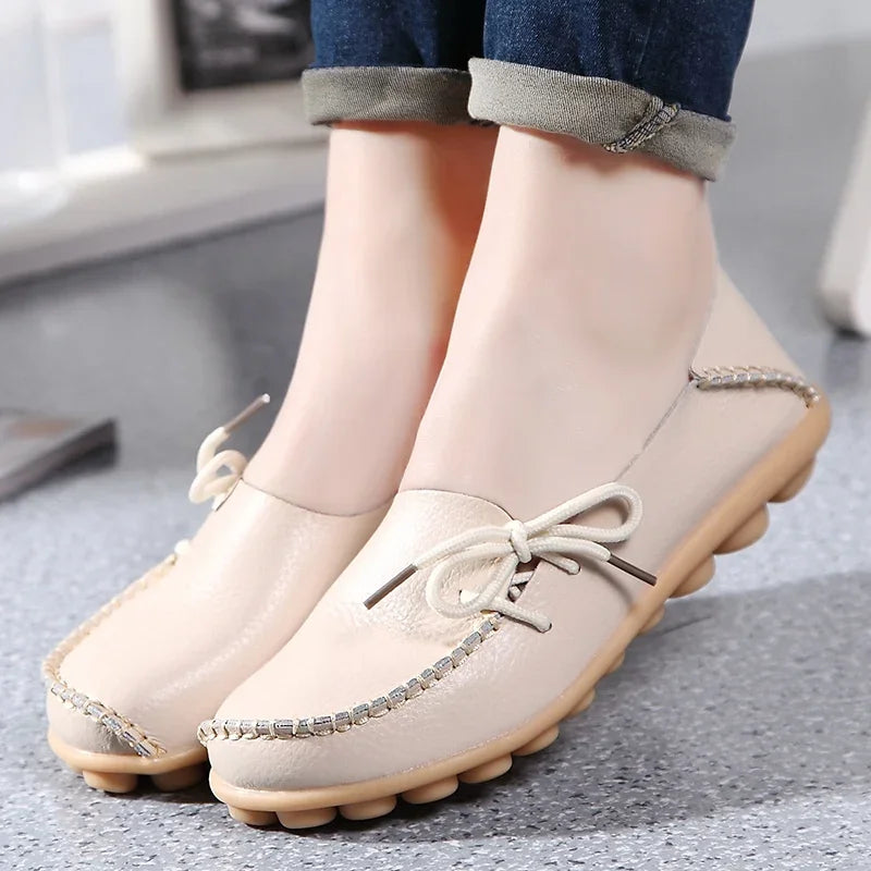 YBQJOO Damen Flats – Slip-On Mokassins aus echtem Leder, runde Zehen, bequeme Loafers für Alltag, Pflege & Plus Size 33-50