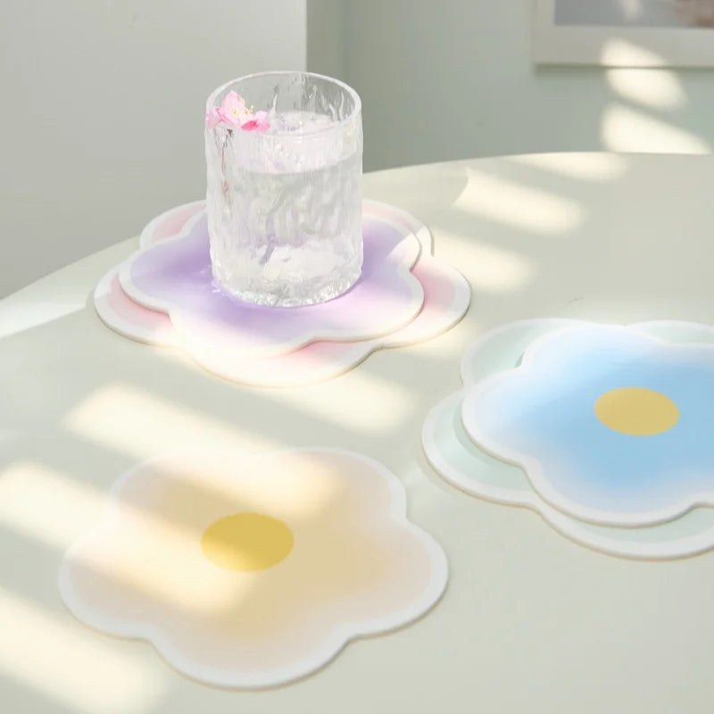 Blumenförmige Leder Untersetzer & Tischmatten – Hitzebeständig, rutschfest & dekorativ, kreative Platzsets in Farbverlauf