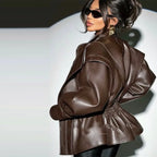 Chaqueta de cuero de PU moderna para mujer con espalda – Chaqueta retro herbst con cinturón, cintura y botones en Casual Chic 