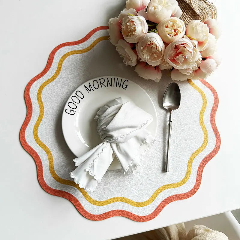 Blumenförmiges Leder Tischset – Isolierende, wasserdichte & hitzebeständige Platzmatte im koreanischen Stil für Küche & Esstisch