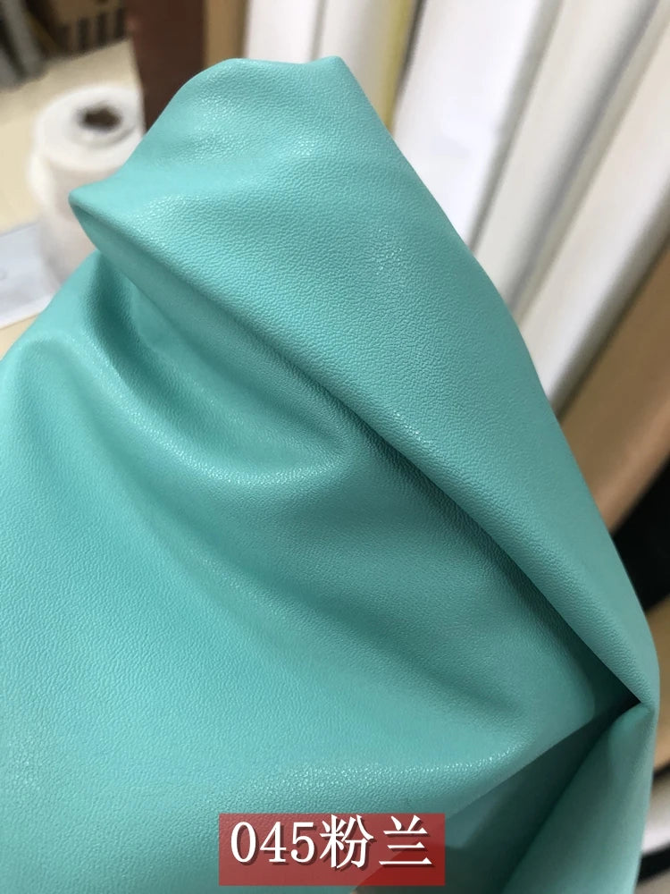 Dünnes weiches Kunstleder Meterware – Elastischer PU-Lederstoff mit Schafprägung für Kleidung, Taschen & DIY Nähprojekte