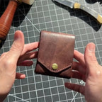 APWIKOGER Multifunktionale Leder-Geldbörse - Cartera delgada con funda rígida, clip de identificación y funda protectora para todas las etiquetas y etiquetas