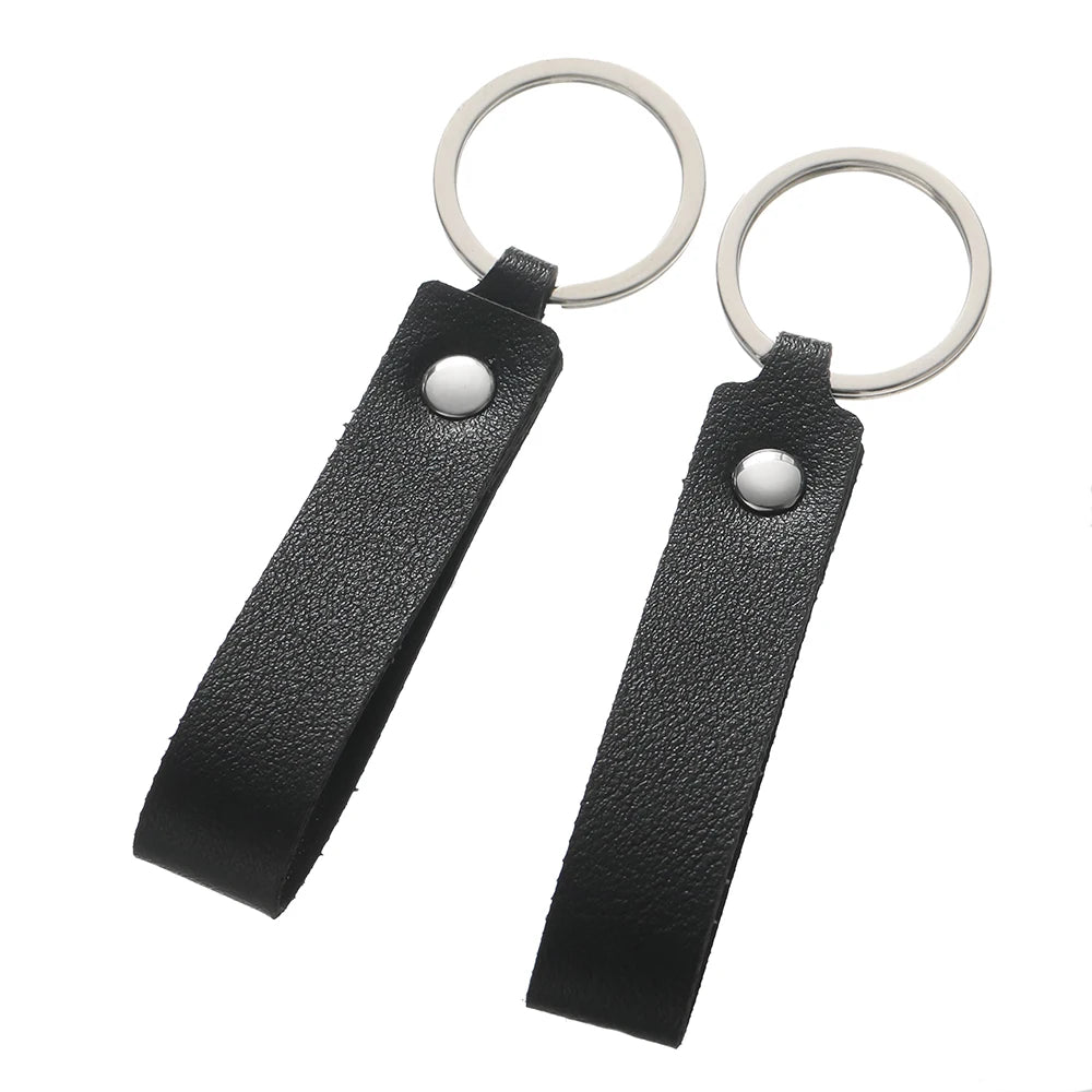 PU-Leder Schlüsselanhänger im Business-Stil – Klassischer Leder Keychain mit Metallelementen, 1–5 Stück, ideal für Auto, Geldbörse & Geschenk