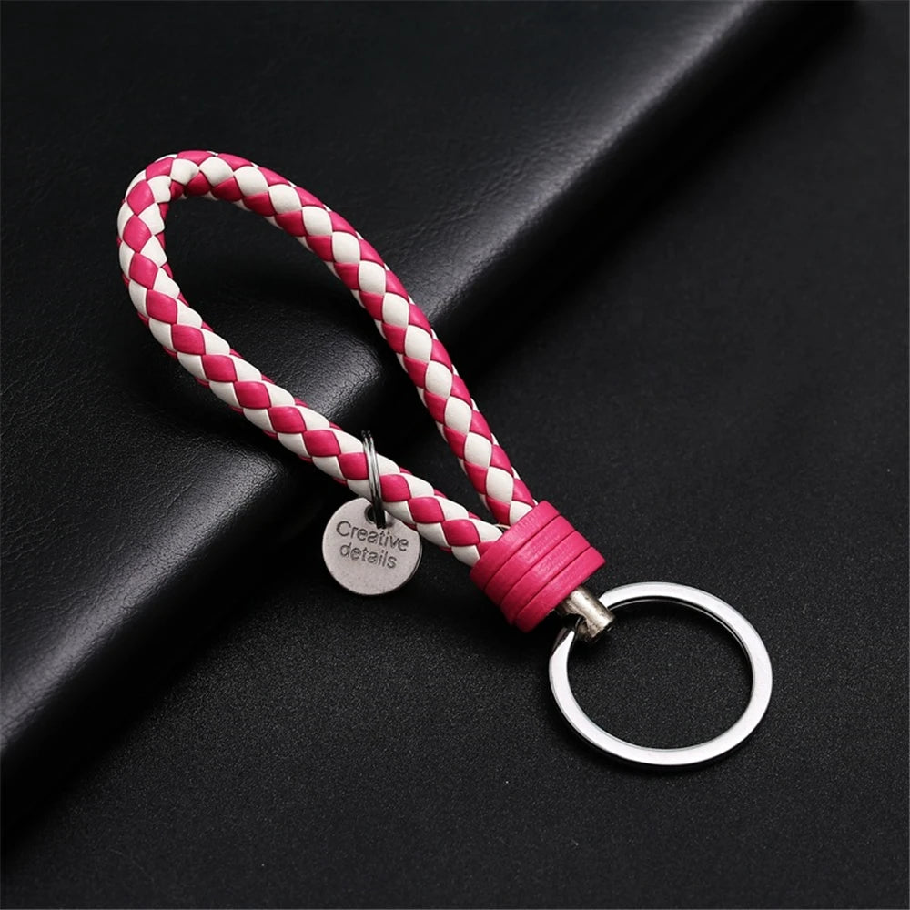 13 cm geflochtener PU-Leder Schlüsselanhänger – Farbiger Keyring für Damen &amp; Herren, modisches Auto- &amp; Taschen-Accessoire mit Metallring