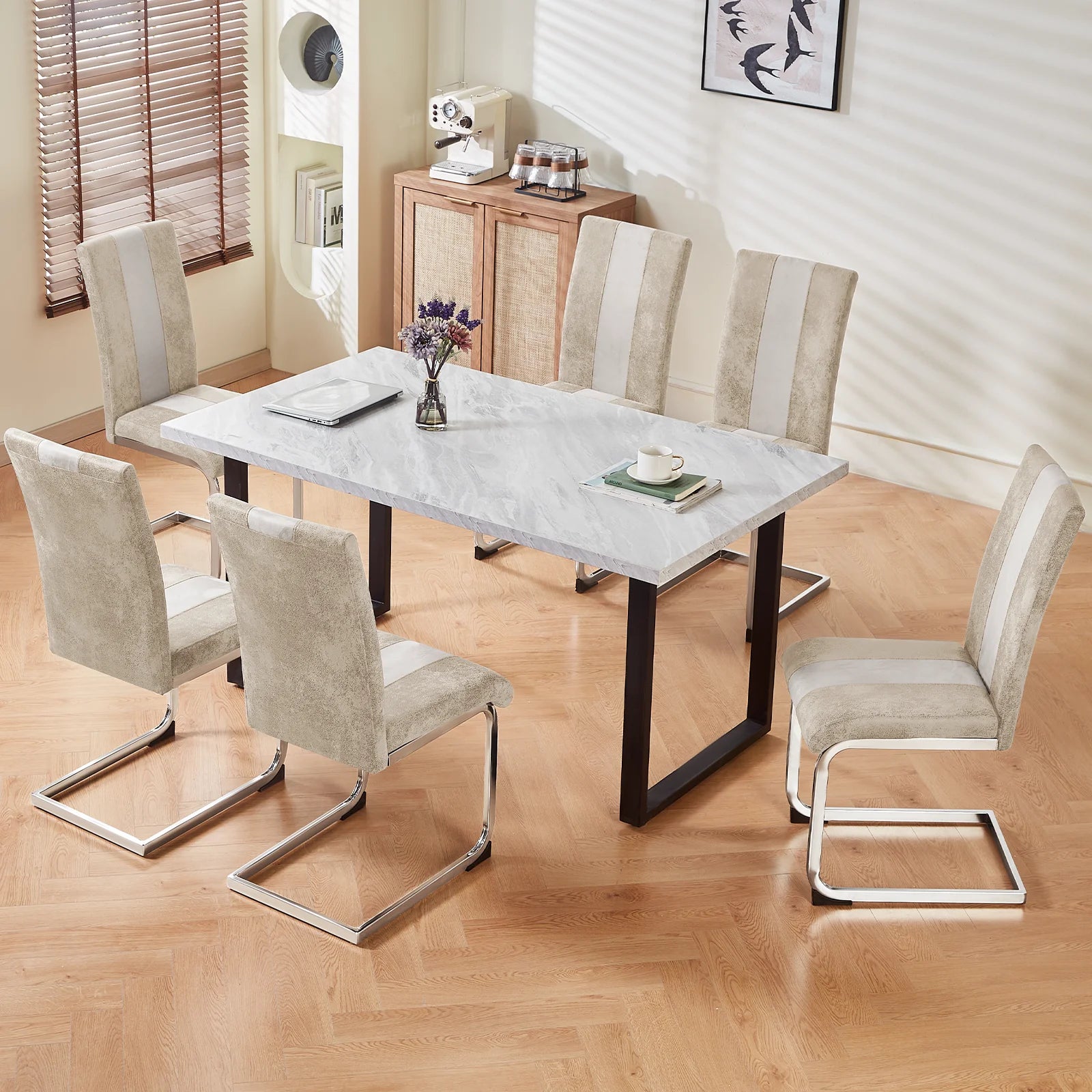 JYMTOM Set aus 4 Freischwinger-Esszimmerstühlen aus Kunstleder – Moderne Dining Chairs mit hoher Rückenlehne & verchromtem Metallrahmen