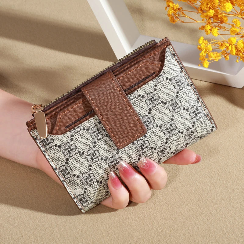 MADLEY Damen Geldbörse Vintage – Kurze Bifold Wallet aus PU-Leder mit Münzfach, Kartenhalter &amp; Reißverschluss 