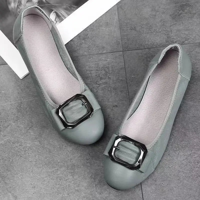 feerldi Damen Flats – Slip-On Loafers en PU-Leder, bequeme Mokassins, runde Zehen, Grande taille 41-42 