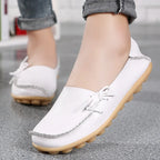 YBQJOO Damen Flats – Slip-On Mokassins aus echtem Leder, runde Zehen, bequeme Loafers für Alltag, Pflege & Plus Size 33-50