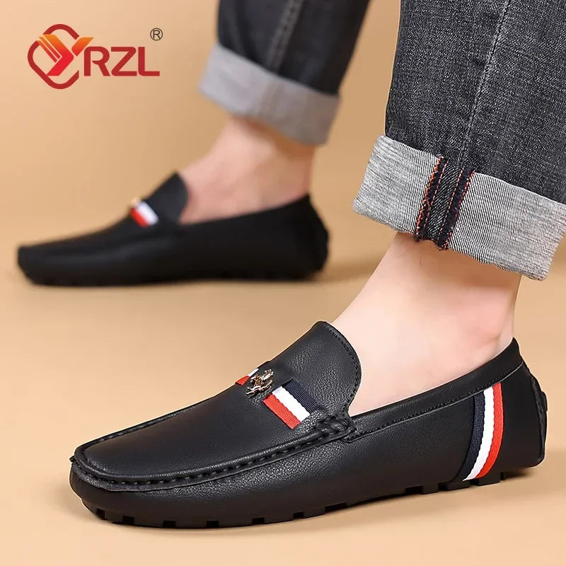 YRZL Herren Loafer in Weiß & Schwarz – Bequeme Slip-On Mokassins aus PU-Leder, Sommerliche Driving Shoes für Alltag & Freizeit
