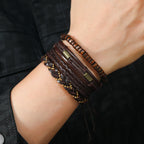 Vintage Lederarmband für Herren – Mehrfach geflochtenes Armband mit braunen Holzperlen, verstellbares Zugband im klassischen Stil