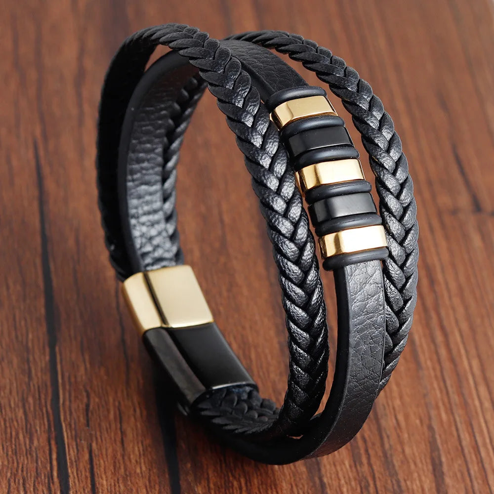 Geflochtenes Lederarmband mit Magnetverschluss – Edelstahl Charm Armband für Herren, modernes Design 21 cm