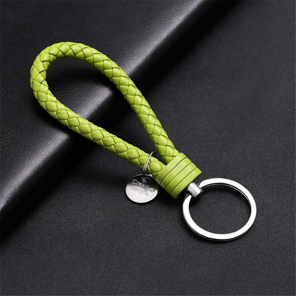 13 cm geflochtener PU-Leder Schlüsselanhänger – Farbiger Keyring für Damen & Herren, modisches Auto- & Taschen-Accessoire mit Metallring