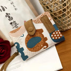 ISKYBOB Süße Damen Geldbörse aus PU-Leder – Kurze Wallet mit Reißverschluss & Druckknopf, Cartoon-Print, Kartenhalter & Münzfach