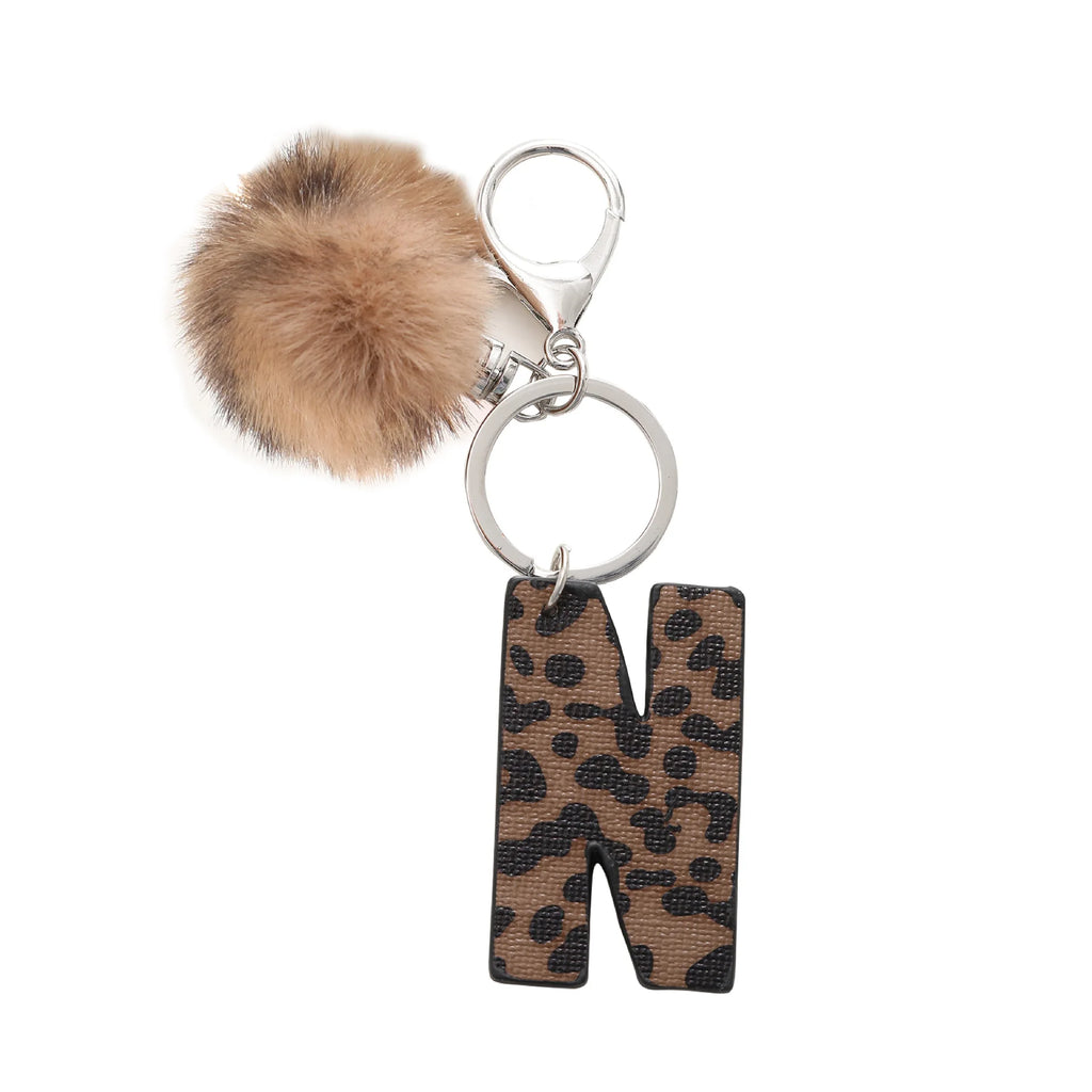 Modischer Leoparden Alphabet Schlüsselanhänger aus Kunstleder – Exquiser Buchstaben-Keyring as Handtaschen-Charm &amp; Geschenk 