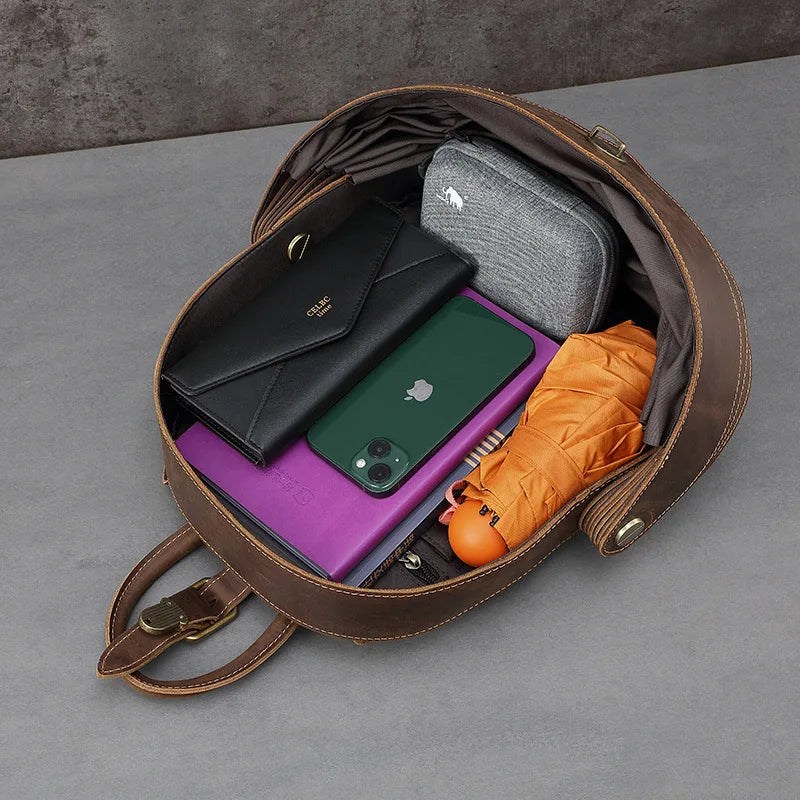 Vintage Beetle Leder Rucksack – Handgefertigter Unisex Daypack aus echtem Rindsleder im Street-Style