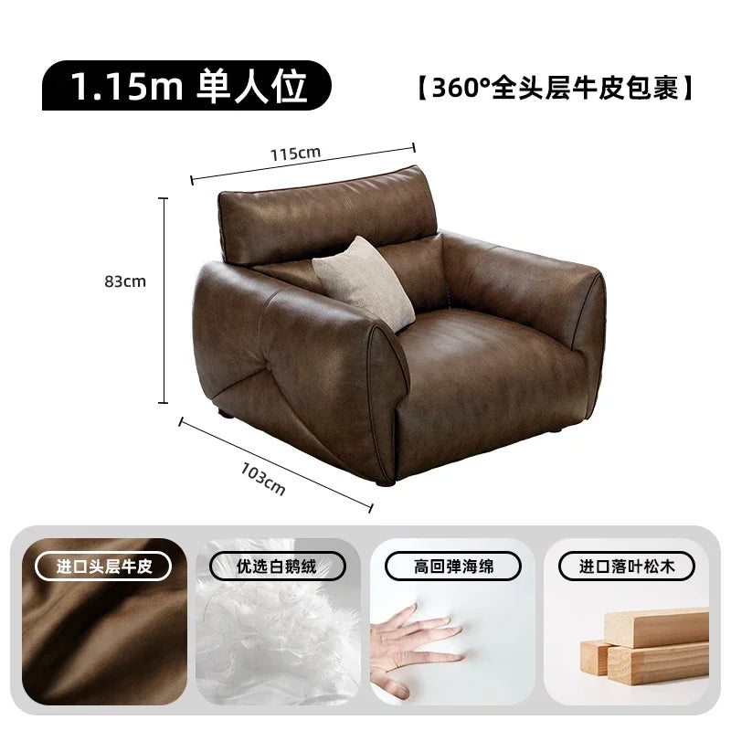 Luxuriöses Designer-Ledersofa im chinois-modernen Stil – Geschwungenes Wohnzimmer-Sofa aus Rindsleder, komfortables Relax-Canap for stilvolles Wohnen